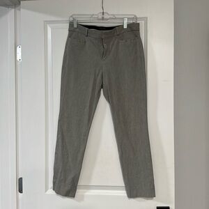 Banana Republic Women’s Dress Pants. Gray. Size 8. Sloan Curvy Fit.